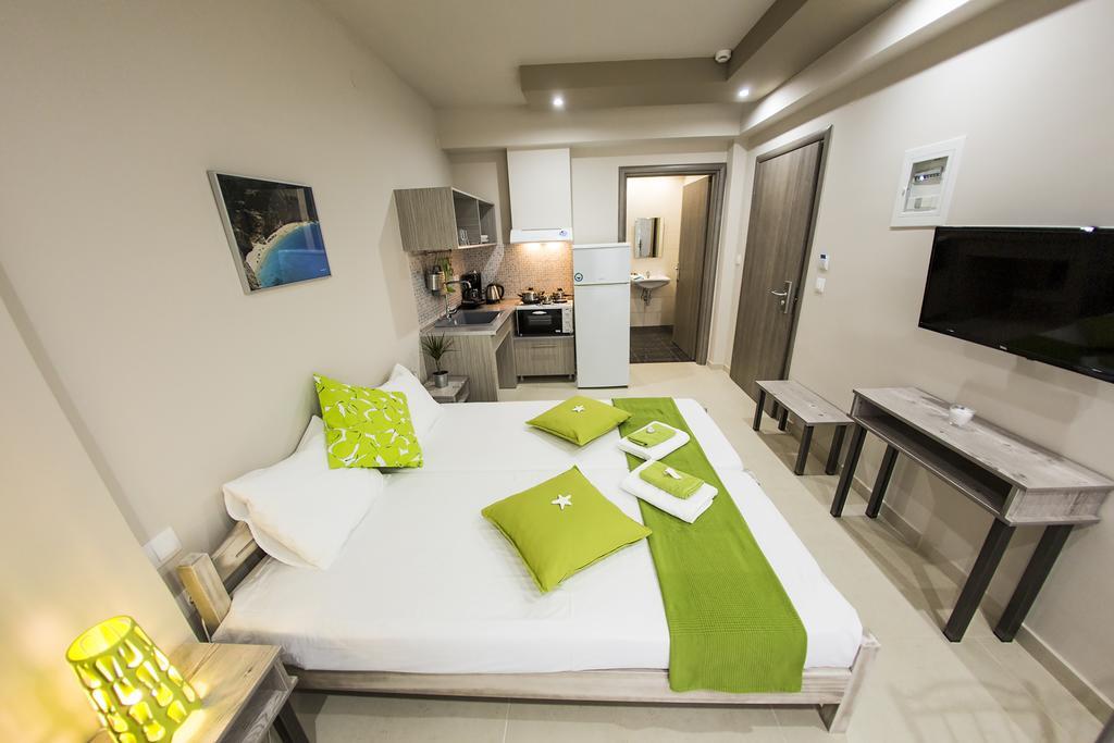 Zonita Guest House Nea Plagia Esterno foto