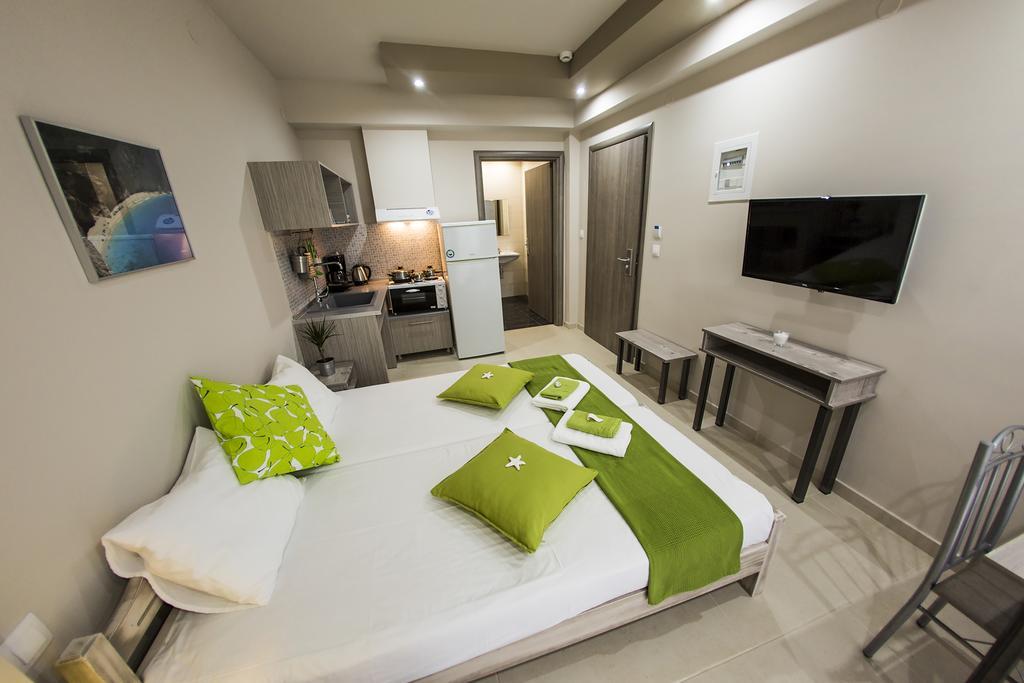 Zonita Guest House Nea Plagia Esterno foto