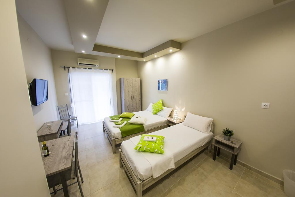 Zonita Guest House Nea Plagia Esterno foto